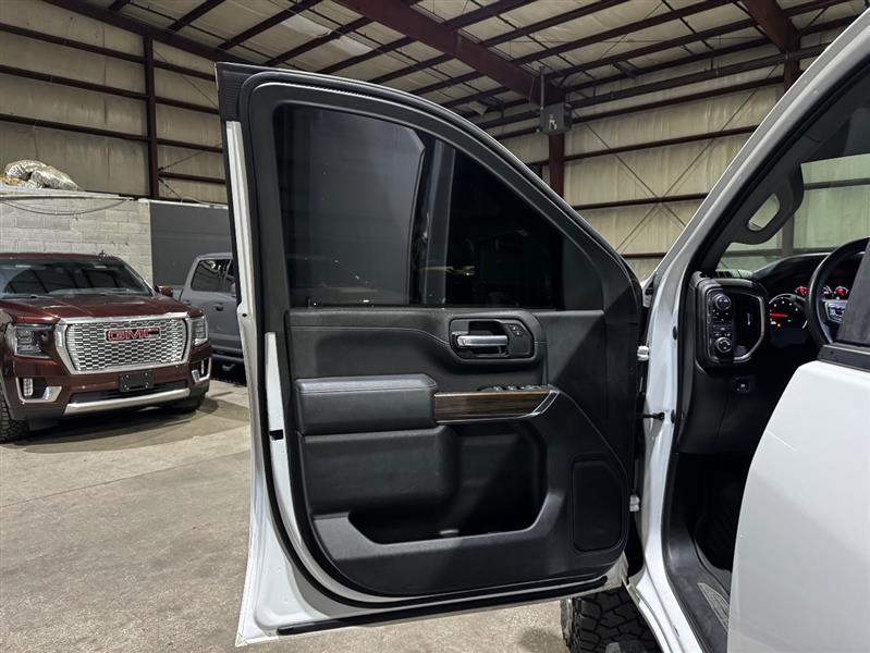 Chevrolet Silverado 2500HD LT Crew Cab Short Box 4WD 2020 Chevrolet Silverado 2500HD LT Crew Cab Short Box 4WD 2020