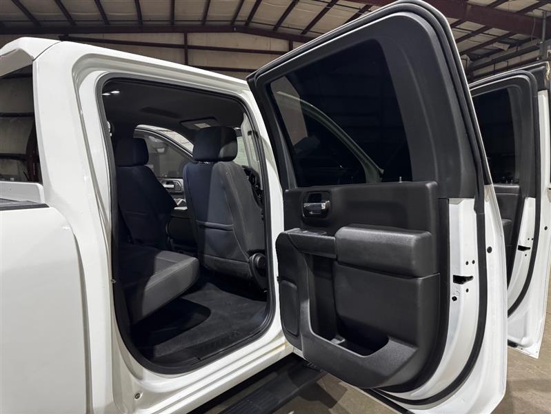 Chevrolet Silverado 2500HD LT Crew Cab Short Box 4WD 2020 Chevrolet Silverado 2500HD LT Crew Cab Short Box 4WD 2020