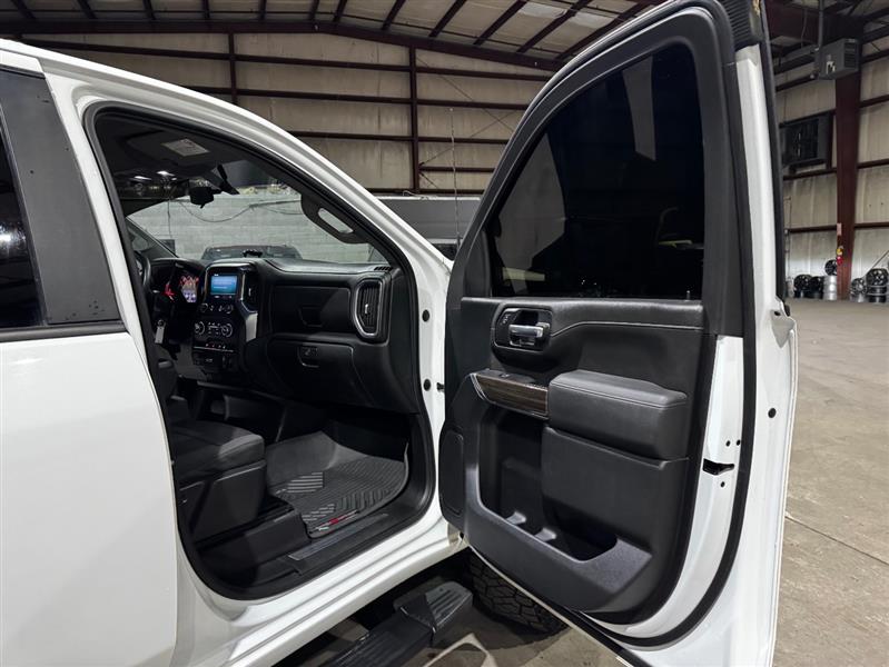 Chevrolet Silverado 2500HD LT Crew Cab Short Box 4WD 2020 Chevrolet Silverado 2500HD LT Crew Cab Short Box 4WD 2020