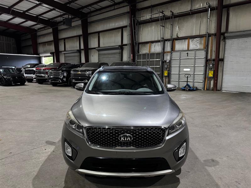 Kia Sorento SX V6 2WD 2016 Kia Sorento SX V6 2WD 2016