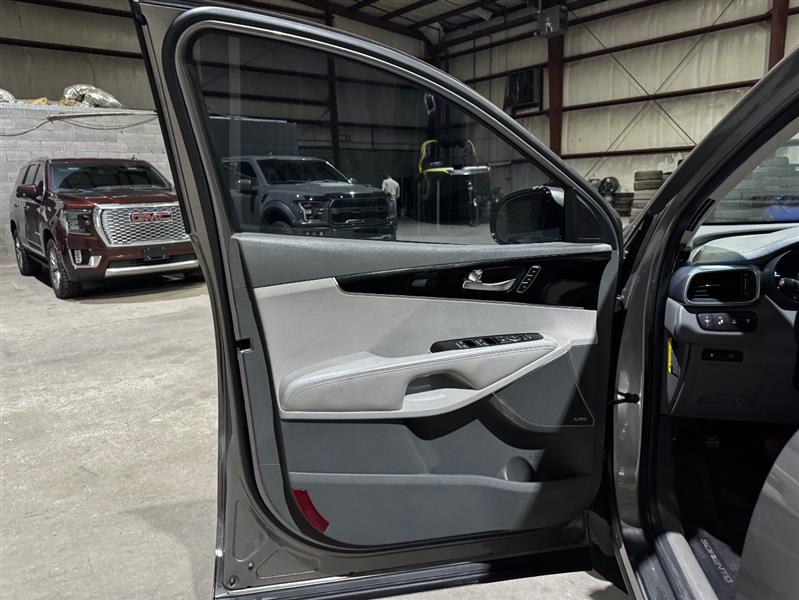 Kia Sorento SX V6 2WD 2016