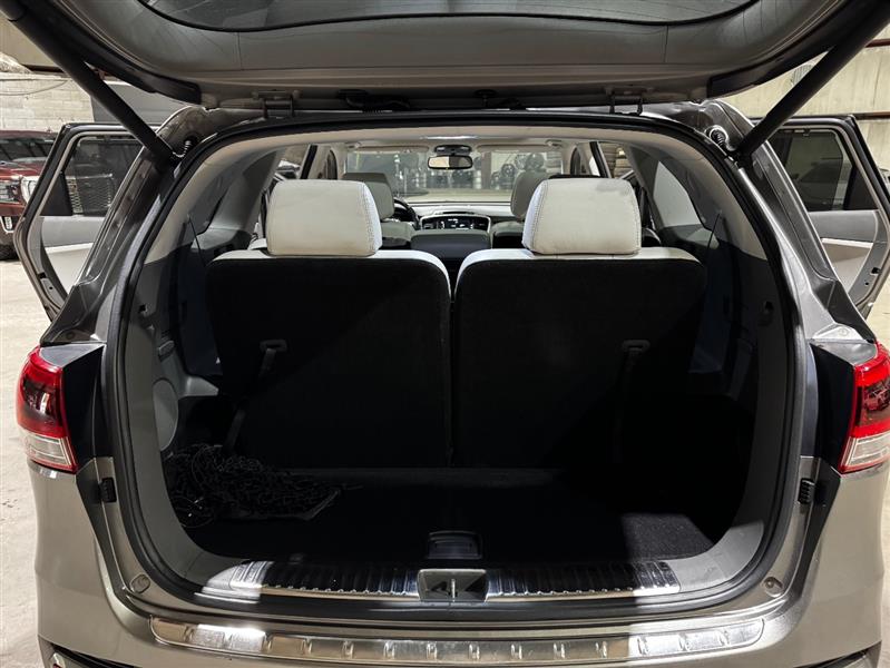 Kia Sorento SX V6 2WD 2016