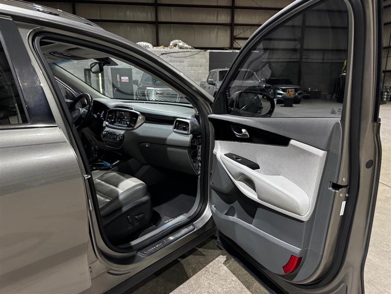 Kia Sorento SX V6 2WD 2016