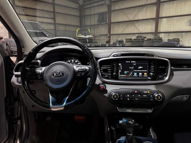 Kia Sorento SX V6 2WD 2016