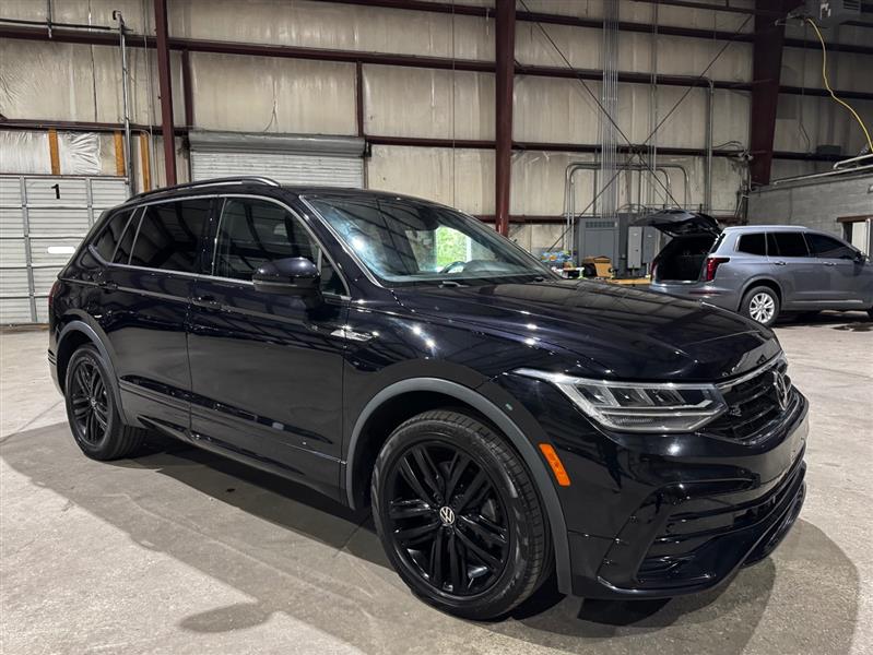 Volkswagen Tiguan SE R-Line Black 2022 Volkswagen Tiguan SE R-Line Black 2022