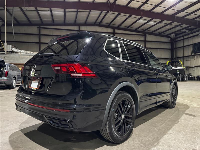 Volkswagen Tiguan SE R-Line Black 2022 Volkswagen Tiguan SE R-Line Black 2022