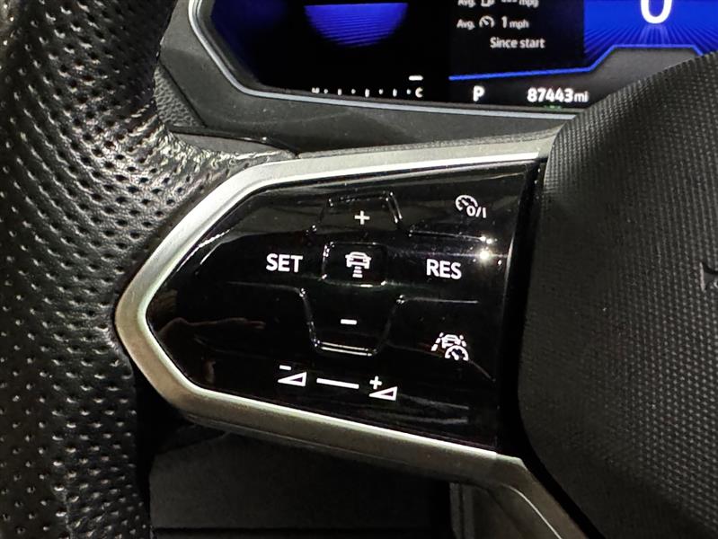 Volkswagen Tiguan SE R-Line Black 2022 Volkswagen Tiguan SE R-Line Black 2022