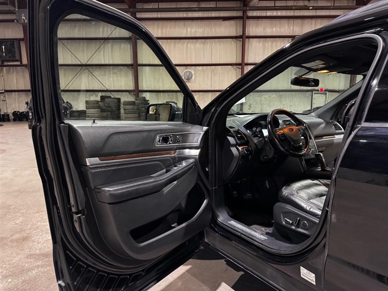 Ford Explorer Limited FWD 2017