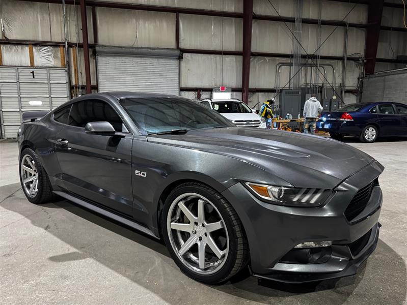 Ford Mustang GT Premium Coupe 2017
