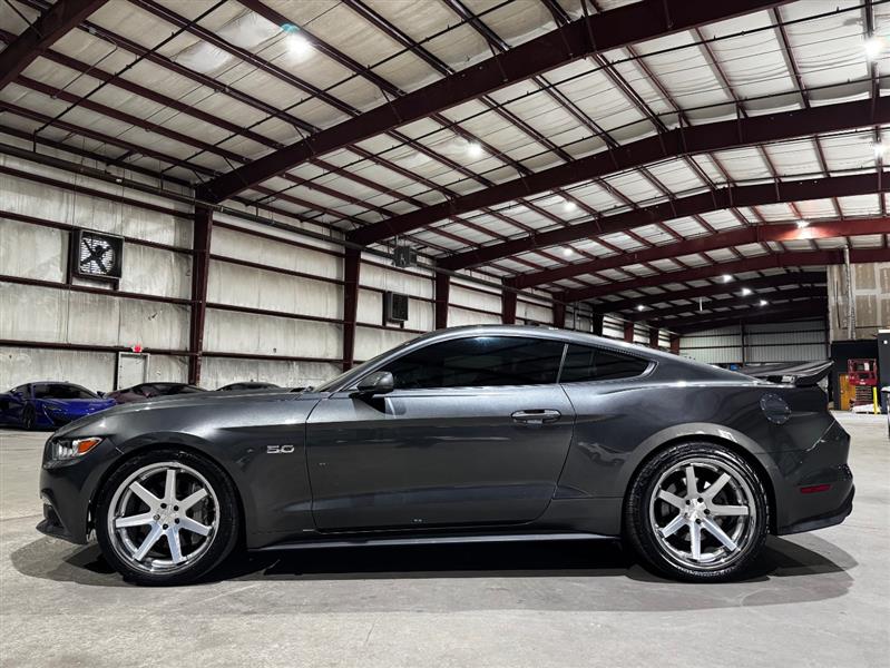 Ford Mustang GT Premium Coupe 2017