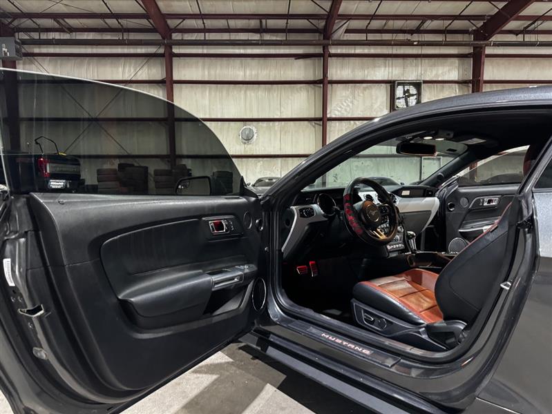 Ford Mustang GT Premium Coupe 2017