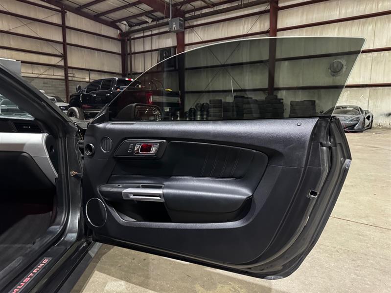 Ford Mustang GT Premium Coupe 2017