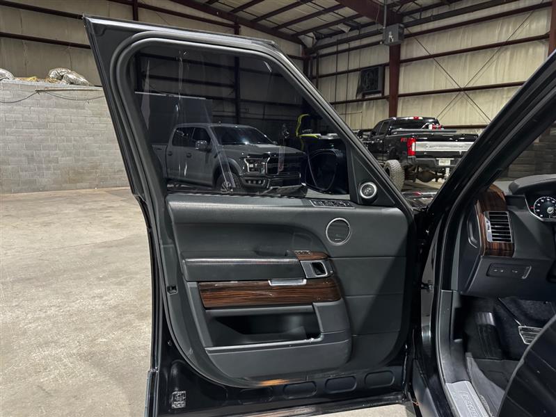 Land Rover Range Rover Supercharged 2017