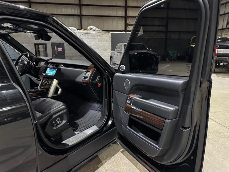 Land Rover Range Rover Supercharged 2017