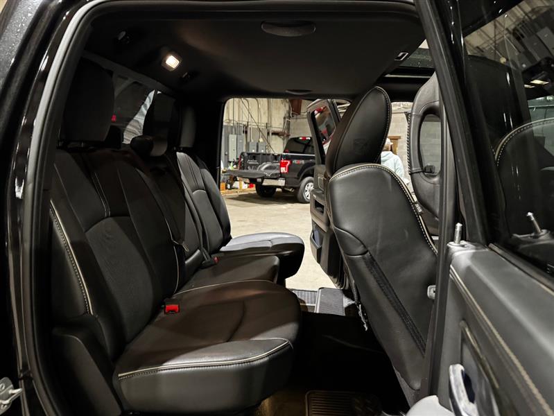 RAM 1500 Longhorn Crew Cab SWB 4WD 2016