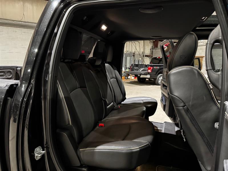 RAM 1500 Longhorn Crew Cab SWB 4WD 2016