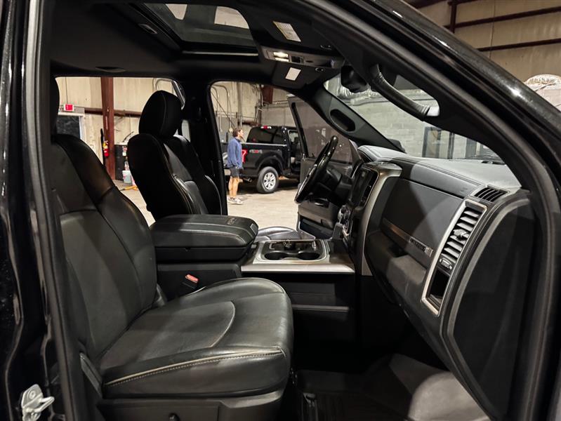 RAM 1500 Longhorn Crew Cab SWB 4WD 2016