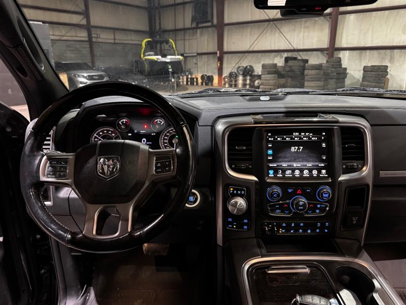 RAM 1500 Longhorn Crew Cab SWB 4WD 2016