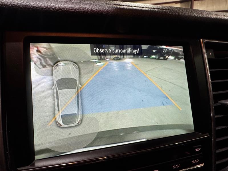 Porsche Panamera 4 2013