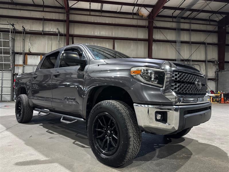 2018 Toyota Tundra SR5 5.7L V8 CrewMax 4WD