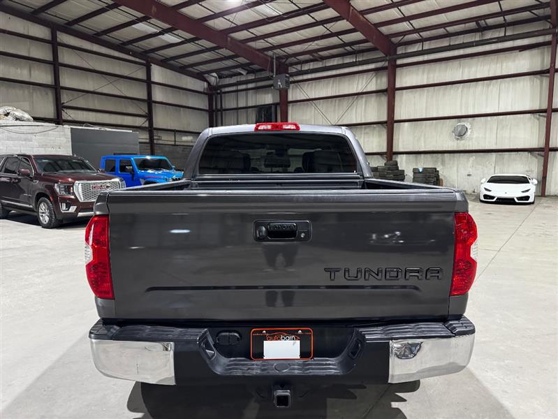 Toyota Tundra SR5 5.7L V8 CrewMax 4WD 2018