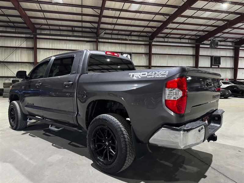 Toyota Tundra SR5 5.7L V8 CrewMax 4WD 2018