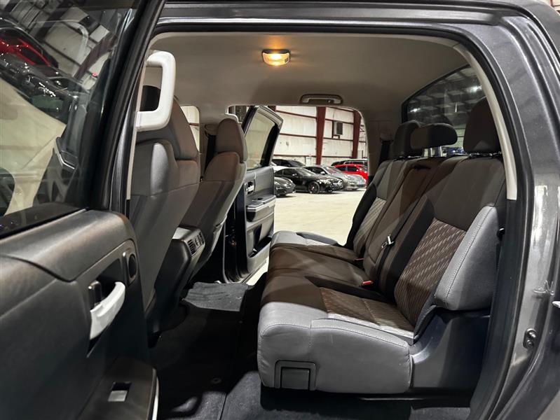 Toyota Tundra SR5 5.7L V8 CrewMax 4WD 2018