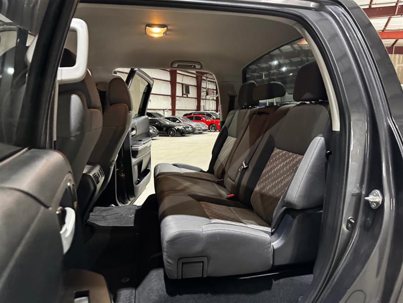 Toyota Tundra SR5 5.7L V8 CrewMax 4WD 2018