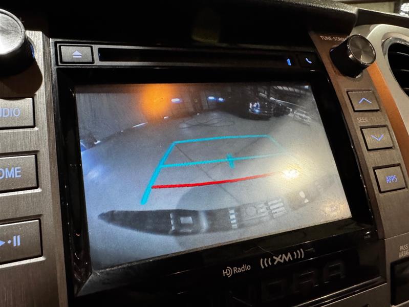 Toyota Tundra SR5 5.7L V8 CrewMax 4WD 2018