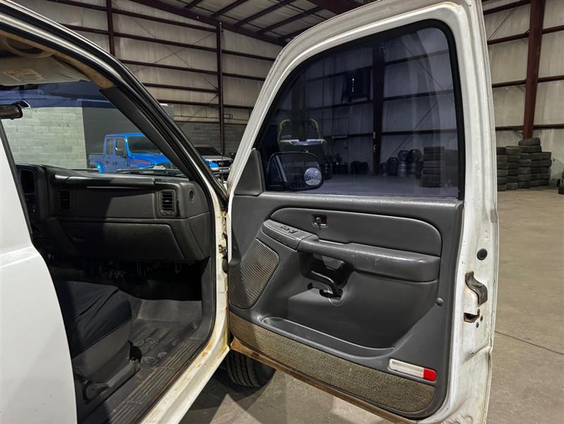 GMC Sierra 3500 Work Truck Ext. Cab 2WD 2004