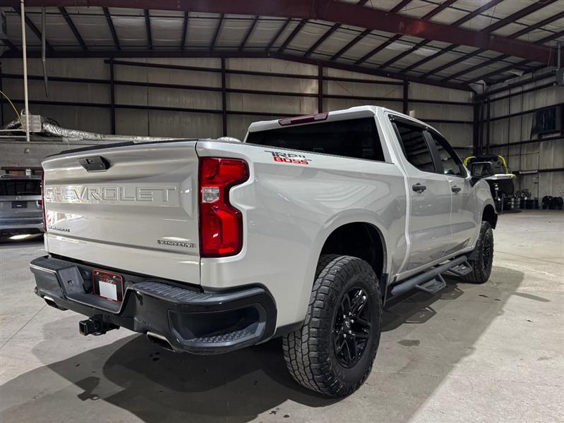 Chevrolet Silverado 1500 Custom Trail Boss Crew Cab Long Box 4WD 2019