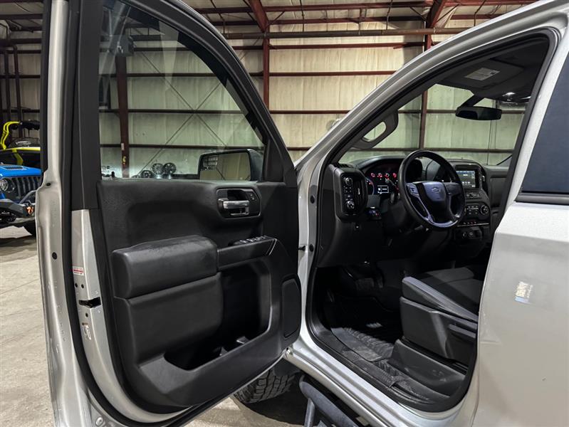 Chevrolet Silverado 1500 Custom Trail Boss Crew Cab Long Box 4WD 2019