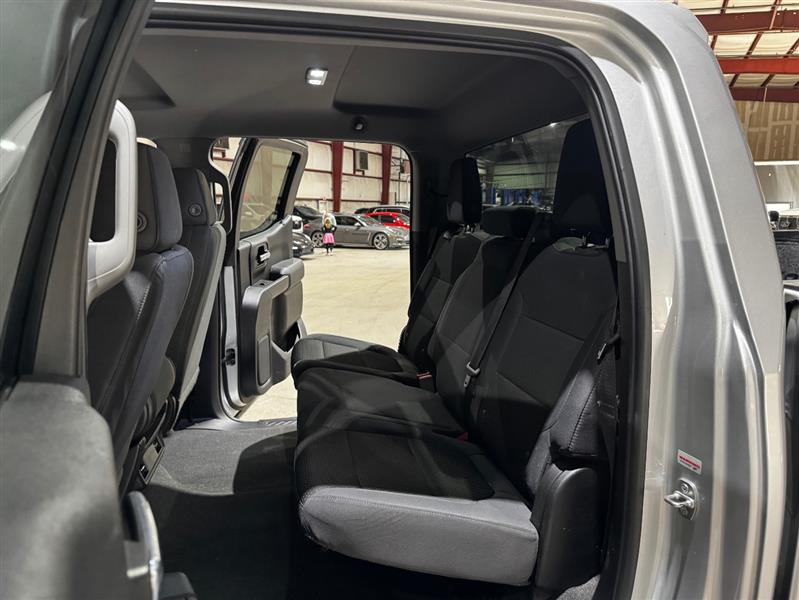 Chevrolet Silverado 1500 Custom Trail Boss Crew Cab Long Box 4WD 2019