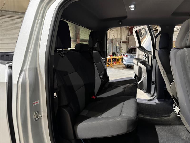 Chevrolet Silverado 1500 Custom Trail Boss Crew Cab Long Box 4WD 2019