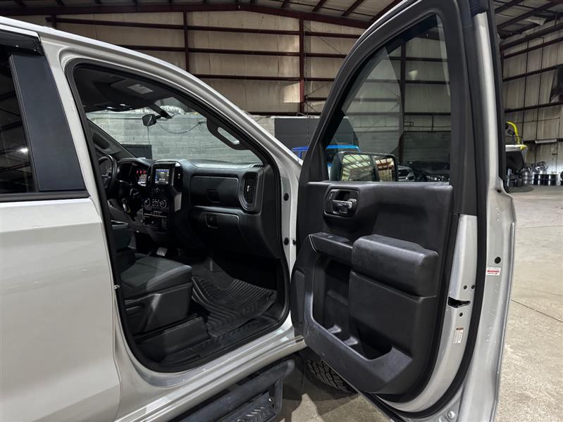 Chevrolet Silverado 1500 Custom Trail Boss Crew Cab Long Box 4WD 2019