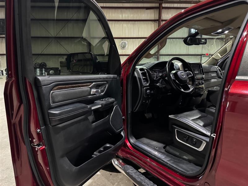 RAM 1500 Laramie Crew Cab SWB 4WD 2019