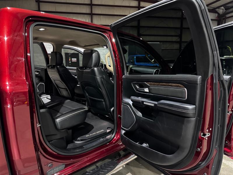 RAM 1500 Laramie Crew Cab SWB 4WD 2019