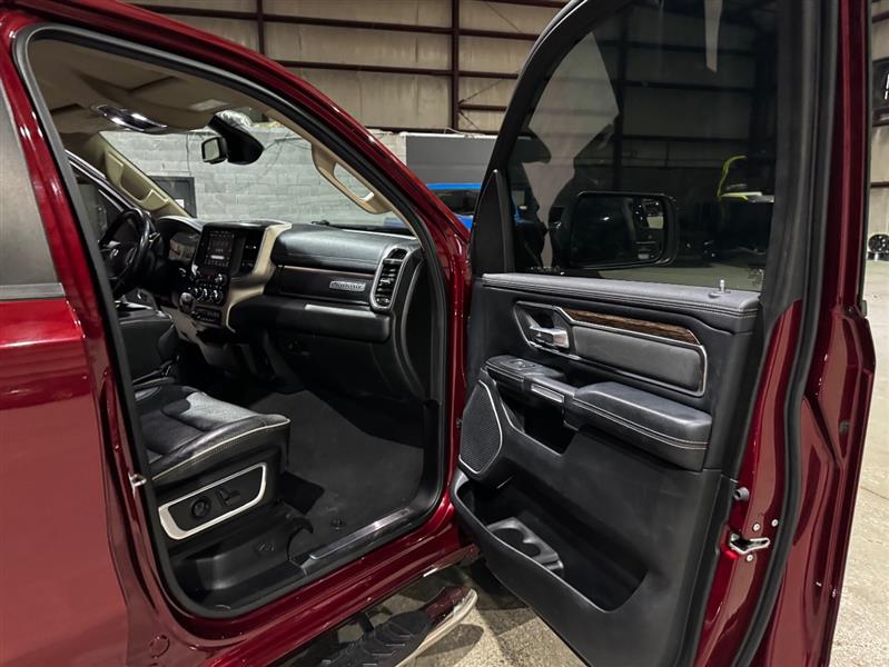 RAM 1500 Laramie Crew Cab SWB 4WD 2019