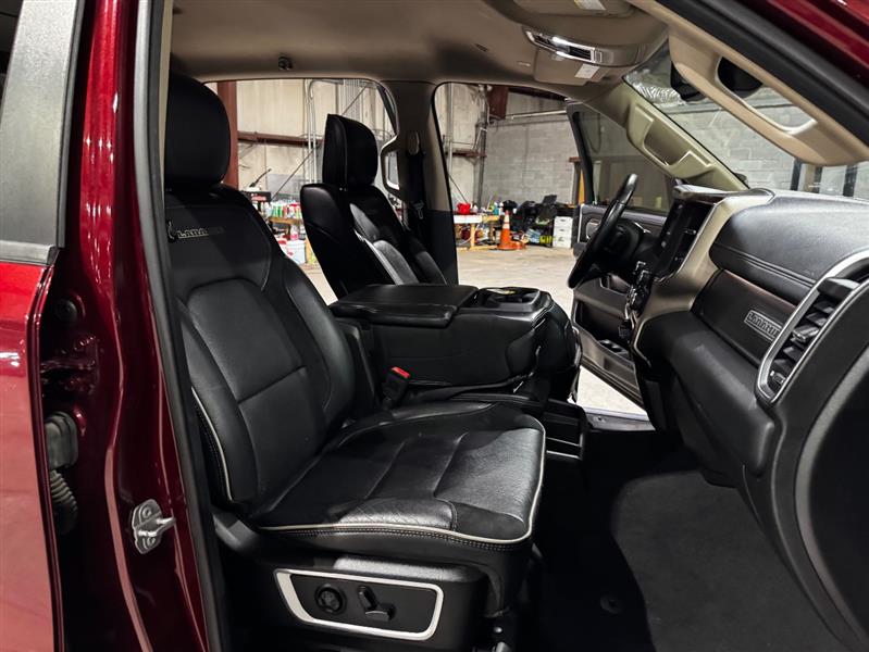 RAM 1500 Laramie Crew Cab SWB 4WD 2019