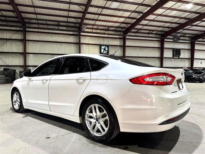 Ford Fusion SE 2015