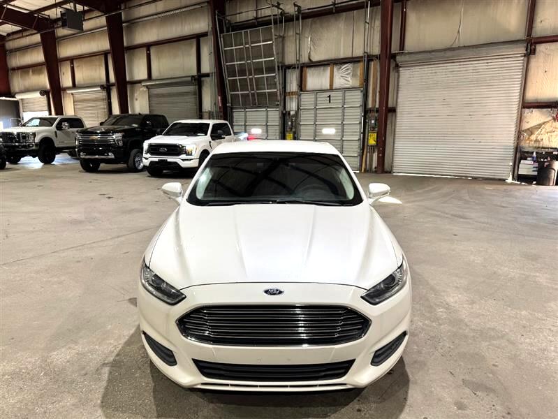 Ford Fusion SE 2015