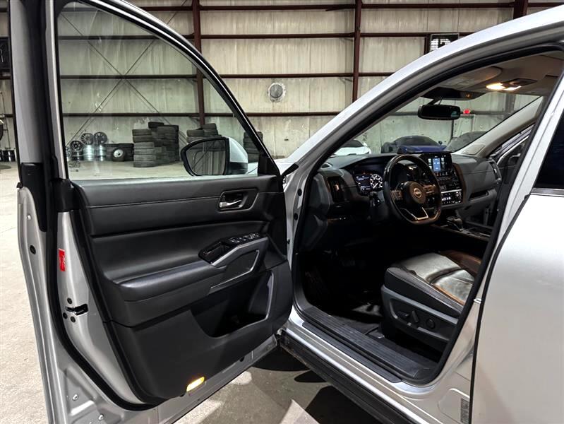 Nissan Pathfinder SL 2022