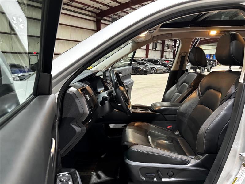 Nissan Pathfinder SL 2022