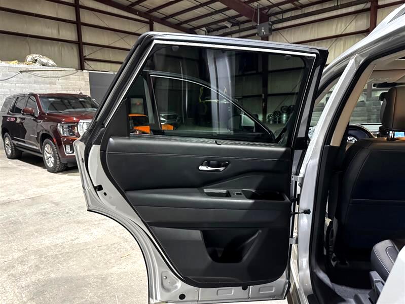 Nissan Pathfinder SL 2022