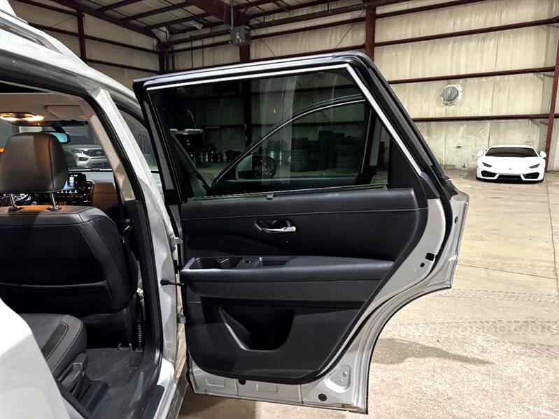 Nissan Pathfinder SL 2022