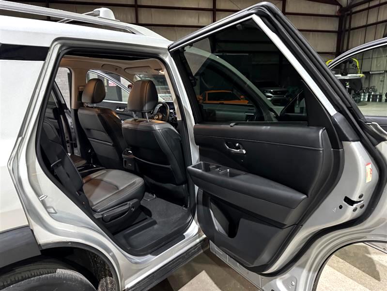 Nissan Pathfinder SL 2022