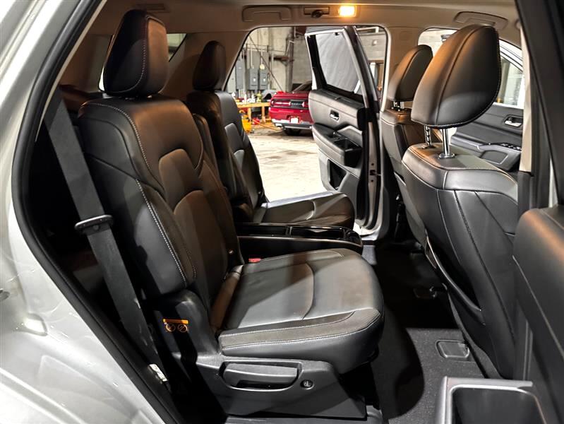 Nissan Pathfinder SL 2022