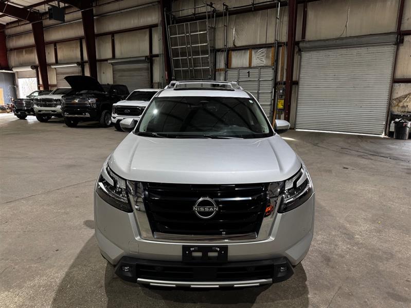 Nissan Pathfinder SL 2022