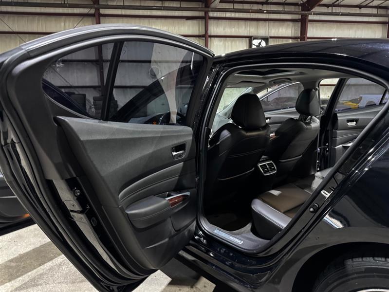 Acura TLX 8-Spd DCT 2016