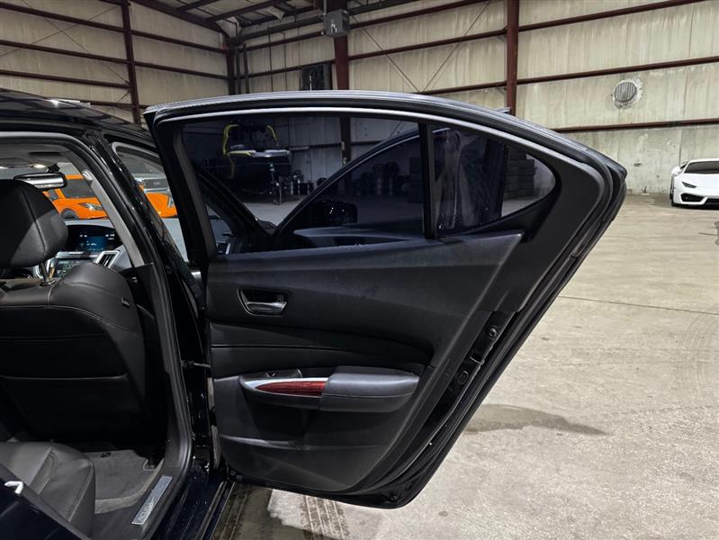 Acura TLX 8-Spd DCT 2016